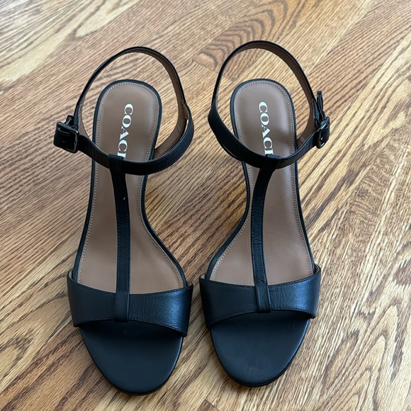 coach sandals - Picture 1 of 6